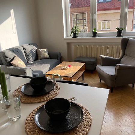 Cozy Apartment Near The City Center Hradec Králové エクステリア 写真