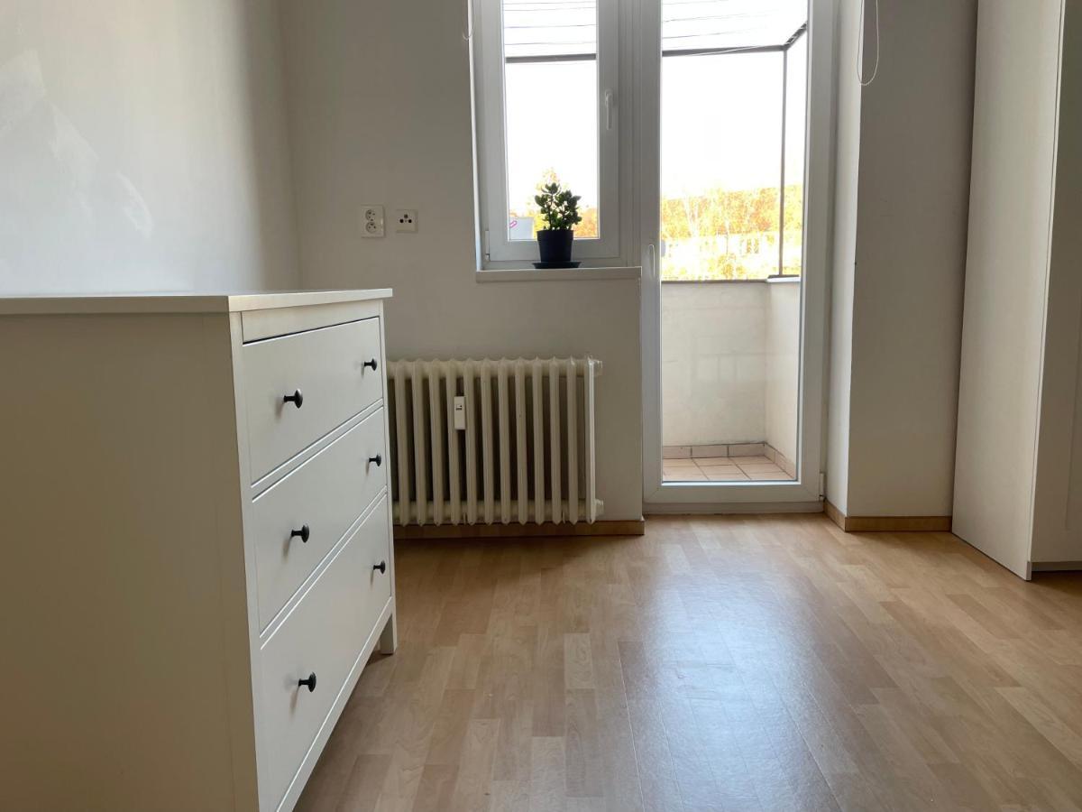 Cozy Apartment Near The City Center Hradec Králové エクステリア 写真